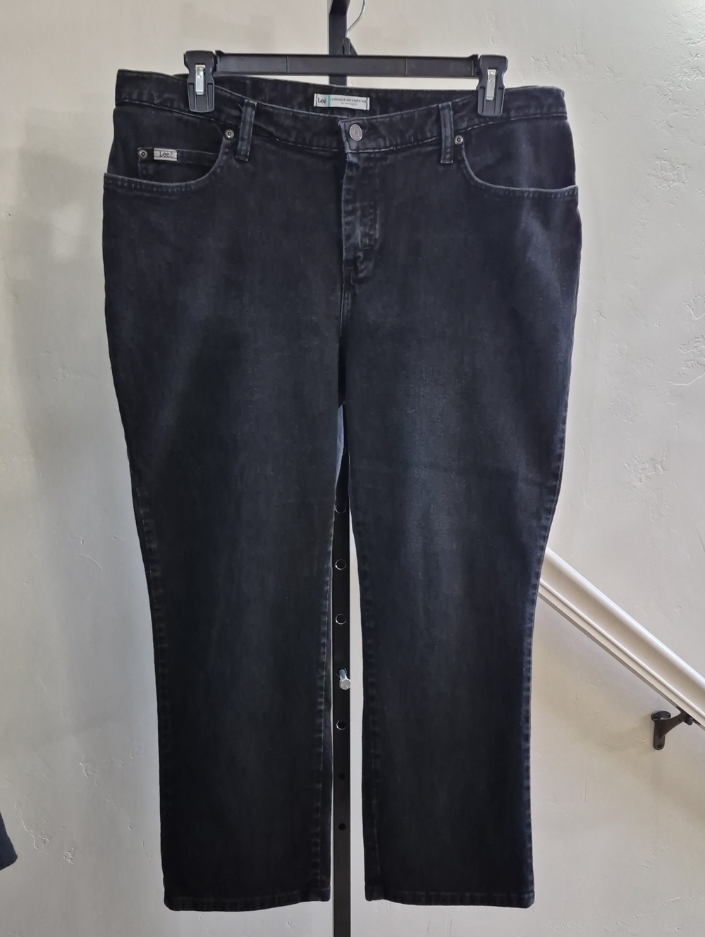 Lee Women's Straight Leg Jeans in Washed Black 16W Petite